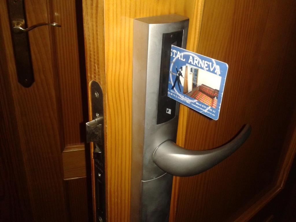 Hostal Arneva Orihuela ภายนอก รูปภาพ